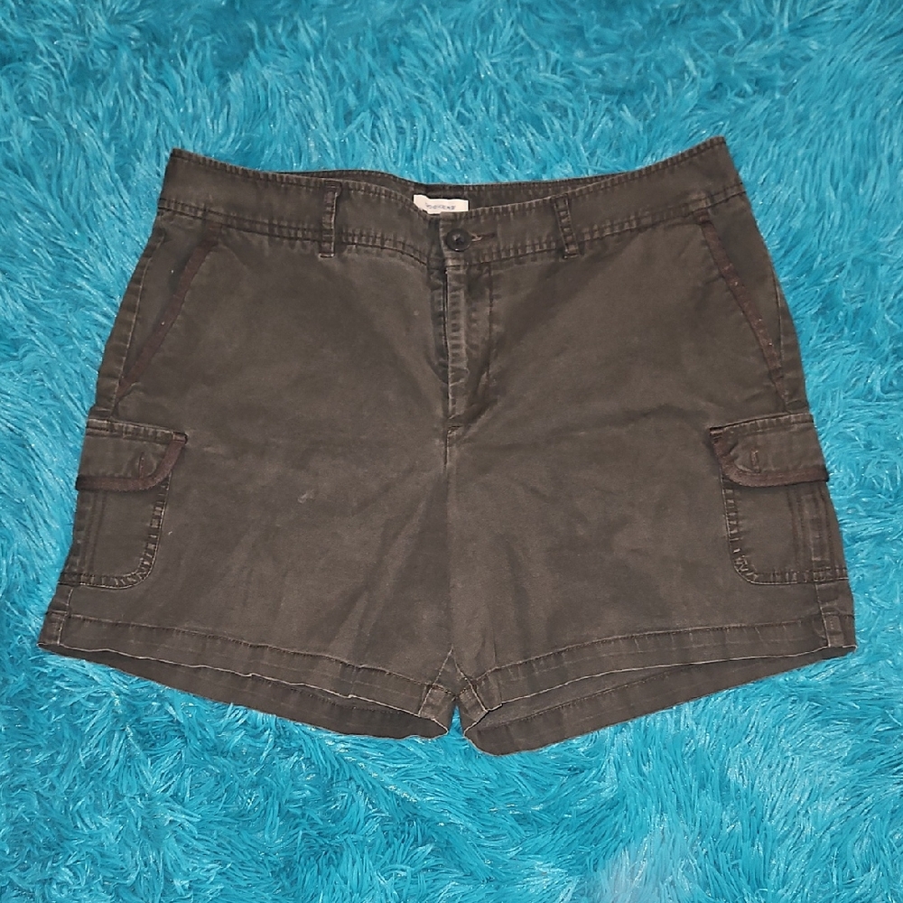 Dockers Women's Cargo Shorts in Dark Brown